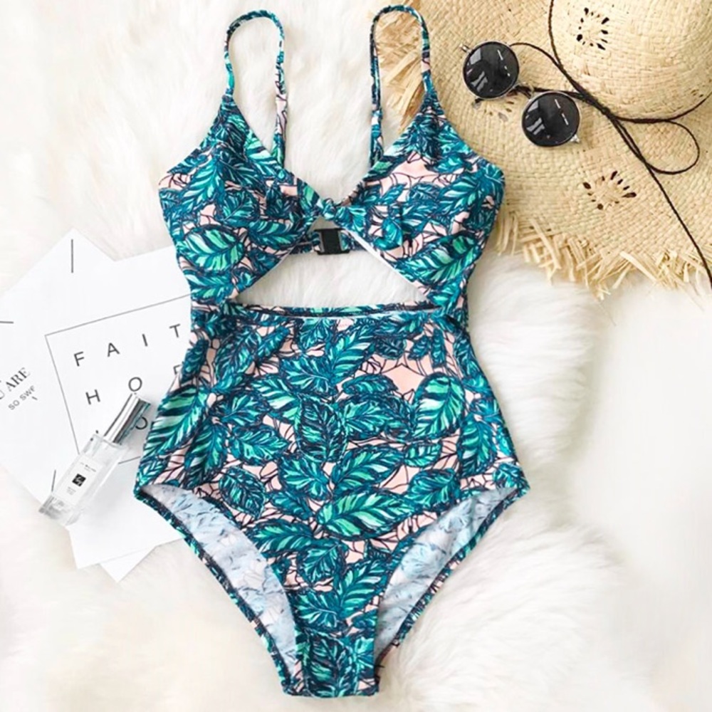 SOLD OUT - Picture 6 of 8